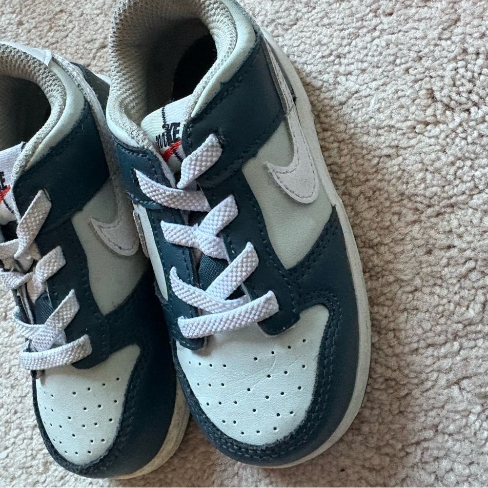 Nike Kids' Navy and White Sneakers